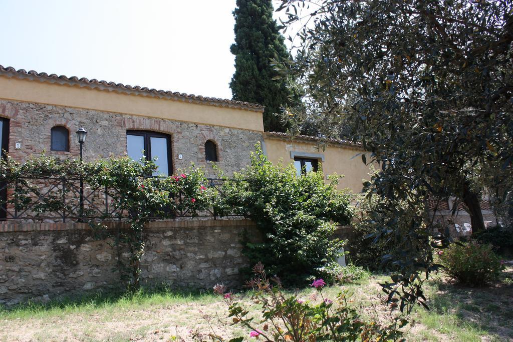 Azienda Agrituristica Biologica Il Querceto Santa Severina Exteriör bild