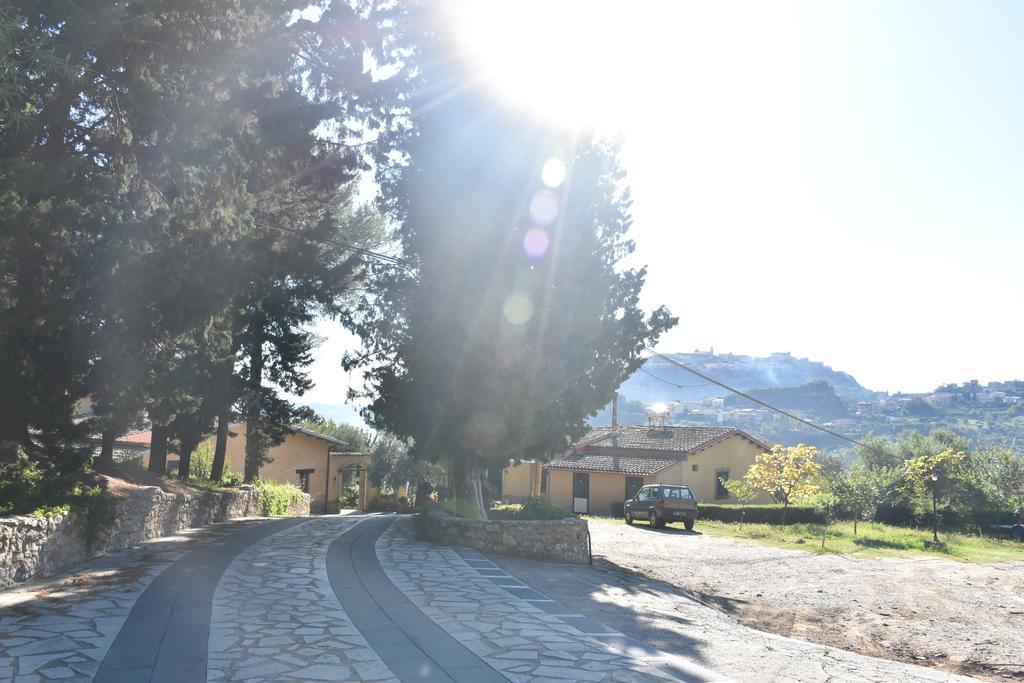 Azienda Agrituristica Biologica Il Querceto Santa Severina Exteriör bild