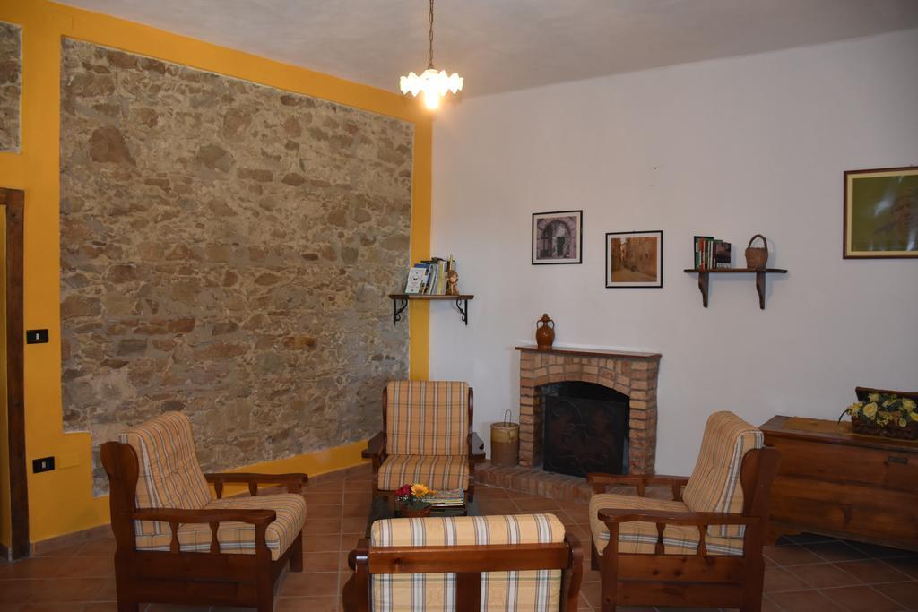 Azienda Agrituristica Biologica Il Querceto Santa Severina Exteriör bild